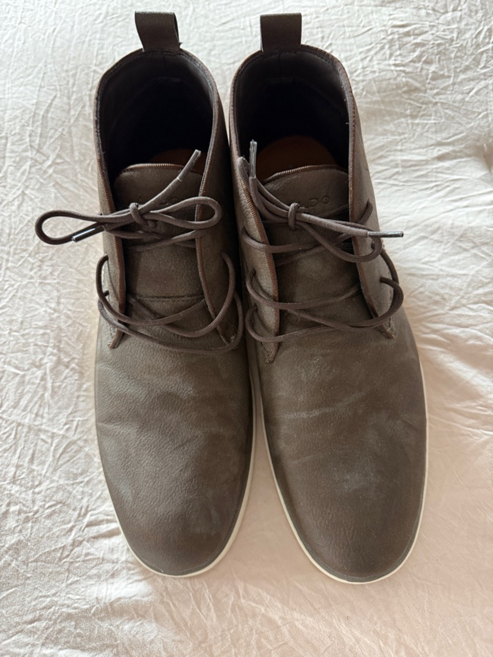 Men's Aldo brand  Brown Chukka Boots - Casual Lace-Up Style size 10